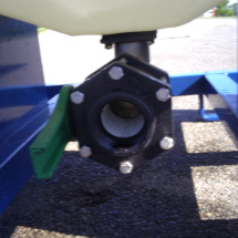 DIGITAL CAMERA Side Discharge Valve on 330 Gallon Intermediate Bulk Container