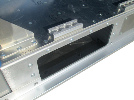 Rotomolded LD 2 Air Cargo Container Quality Construction