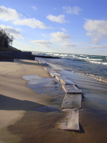 Sandsaver installed in Lake Michigan